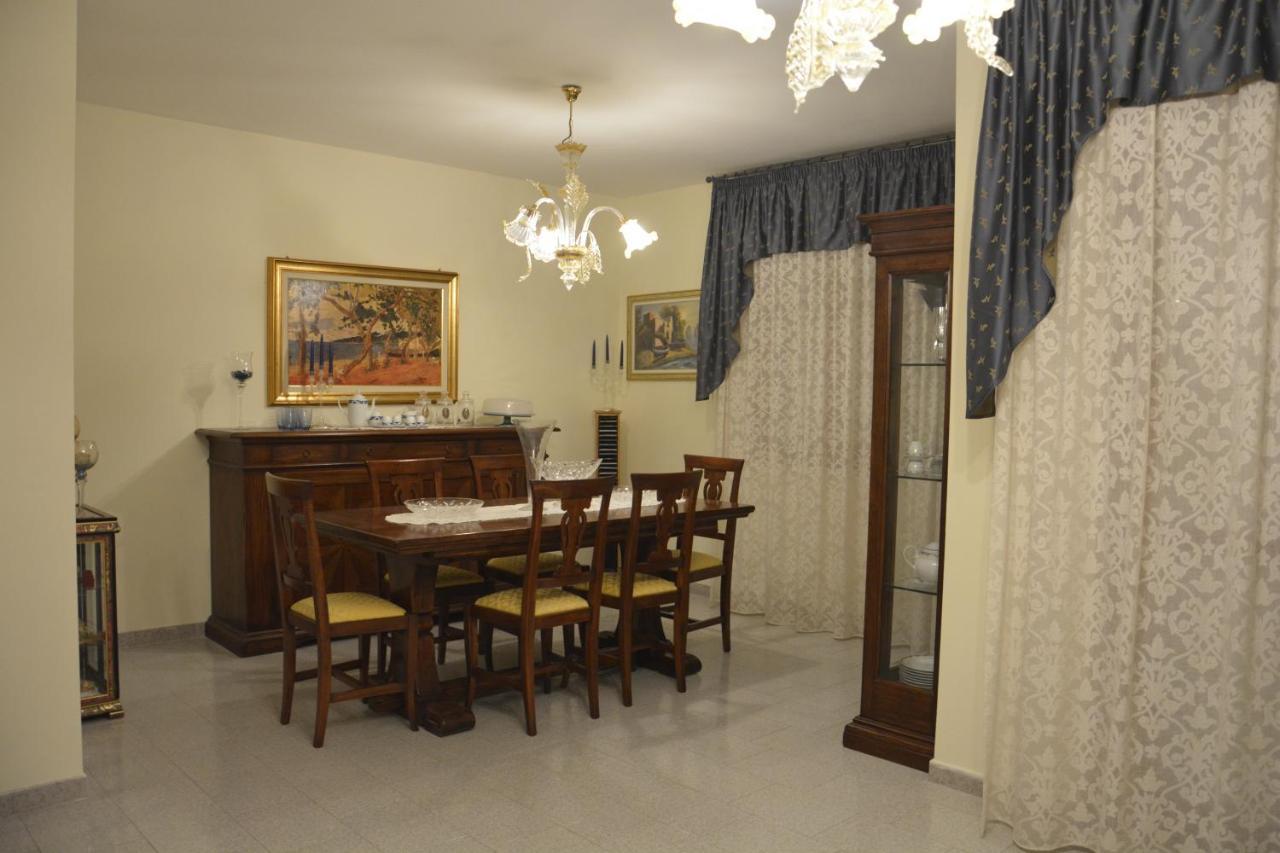 Le Stanze Di Botticelli Acomodação com café da manhã Termoli Exterior foto