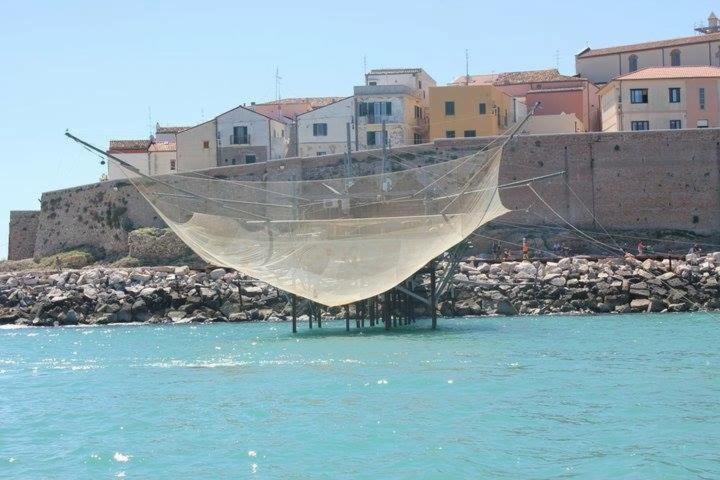Le Stanze Di Botticelli Acomodação com café da manhã Termoli Exterior foto