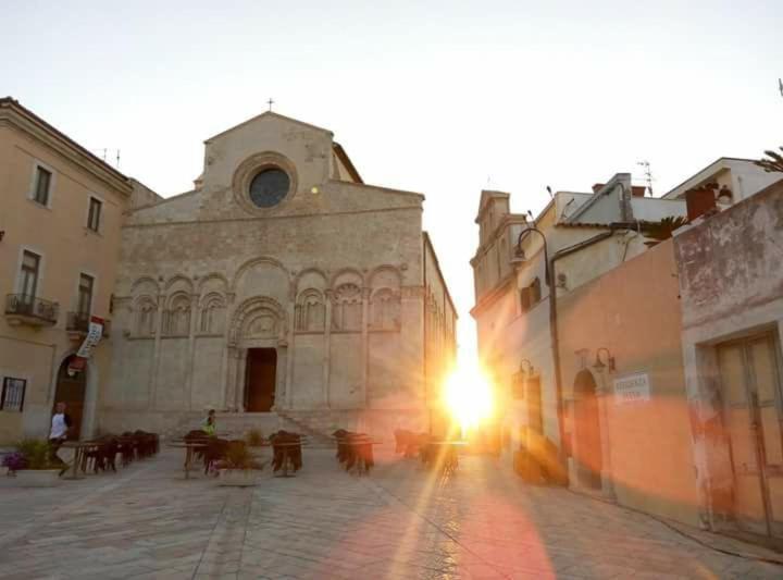 Le Stanze Di Botticelli Acomodação com café da manhã Termoli Exterior foto