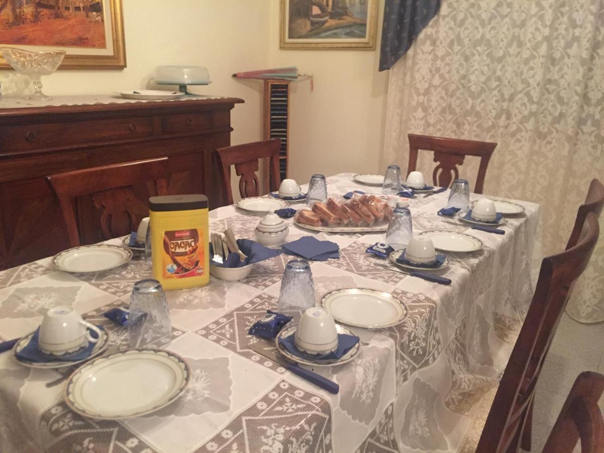 Le Stanze Di Botticelli Acomodação com café da manhã Termoli Exterior foto